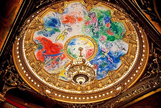 오디토리움 (Auditorium) 객석 (관람 가능 시)